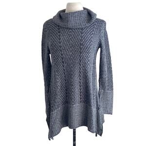 EIGHT EIGHT EIGHT Cowl Neck Sweater Womens Sz Medium Grey Black Chevron Boho